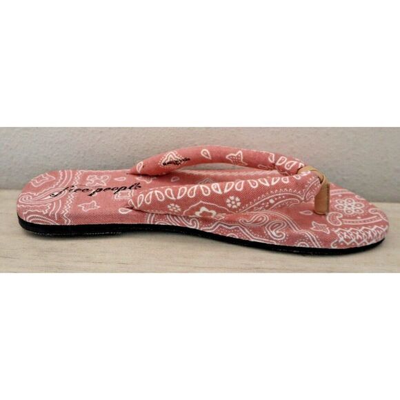 Free People Women's Sz 41 US 10-11 Pink & White Es Verdra Cotton Thong Sandals - Picture 11 of 16